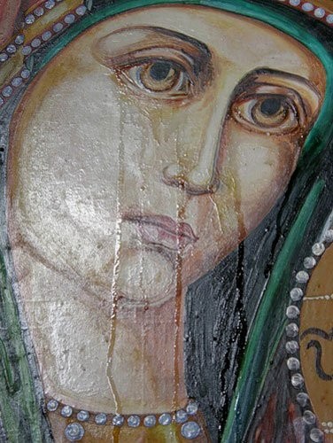 Ikony płaczą w Rosji i Ukrainie