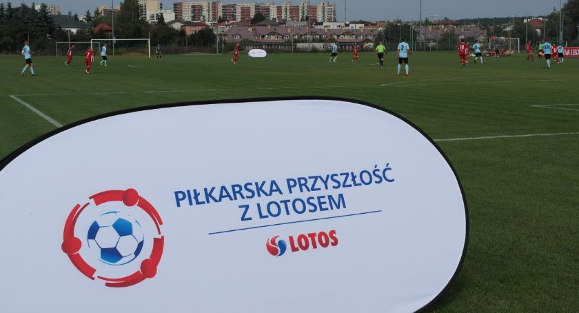 W MOSP Białystok nie czekają na pierwszy dzień wiosny. Piłkarze zawzięcie trenują 