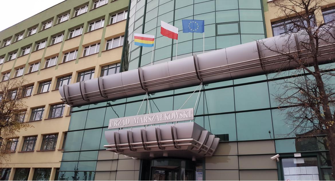 Marszałek mógł zrezygnować i mógł wycofać rezygnację