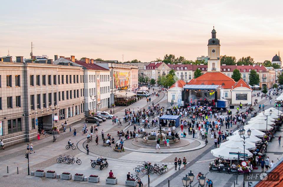 Betonowe głowy