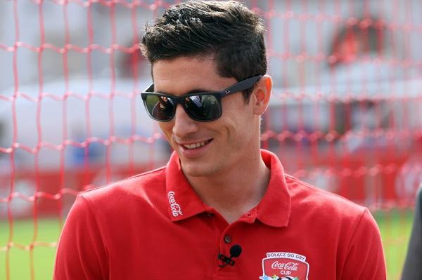 Hiszpanie przymierzają Lewandowskiego do Realu