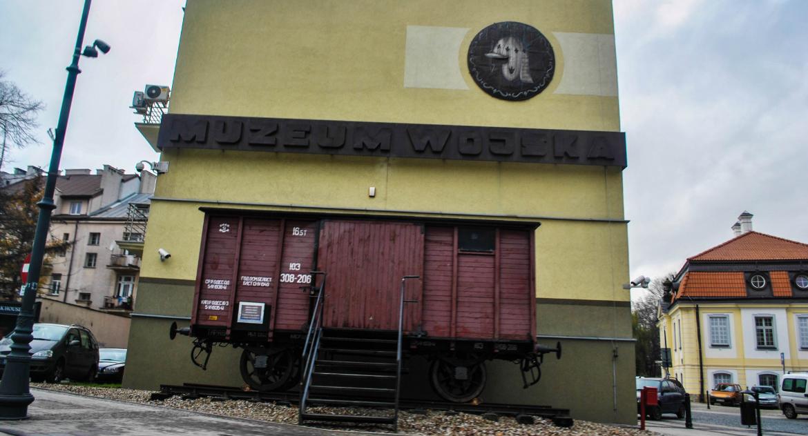 Czy teraz Dyrektor Muzeum Wojska przywróci pracownika do poprzedniej funkcji?
