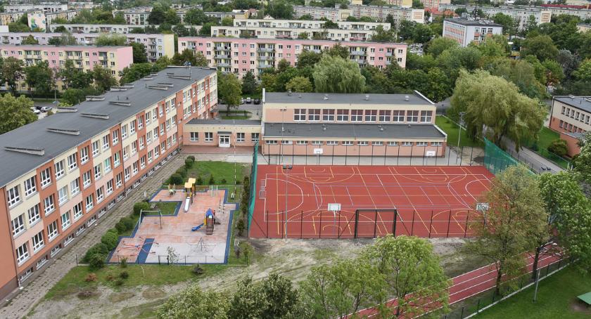 Białystok wybudował prawie 90 boisk a grać nie ma gdzie