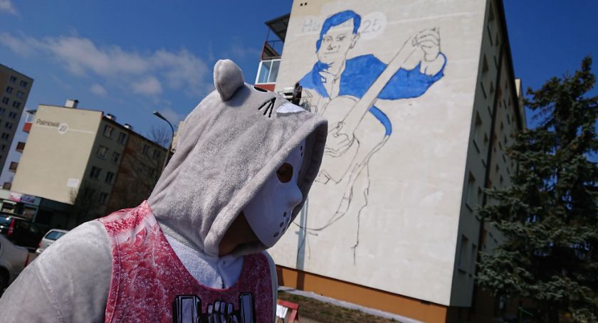 Mural z Zenkiem powstaje. Wkrótce będzie gotowy