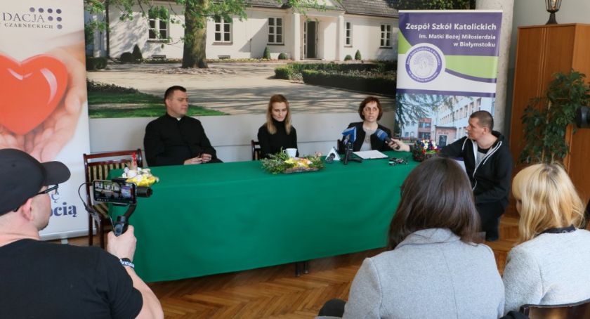 Śniadania Wielkanocnego nie powinno się jeść samemu