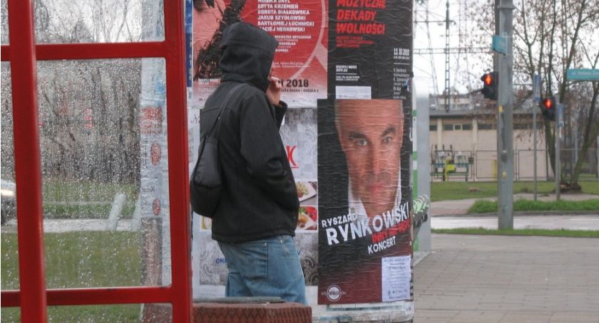 Obywatel Gie Żet: Co zniechęca do korzystania z komunikacji miejskiej: zapachy