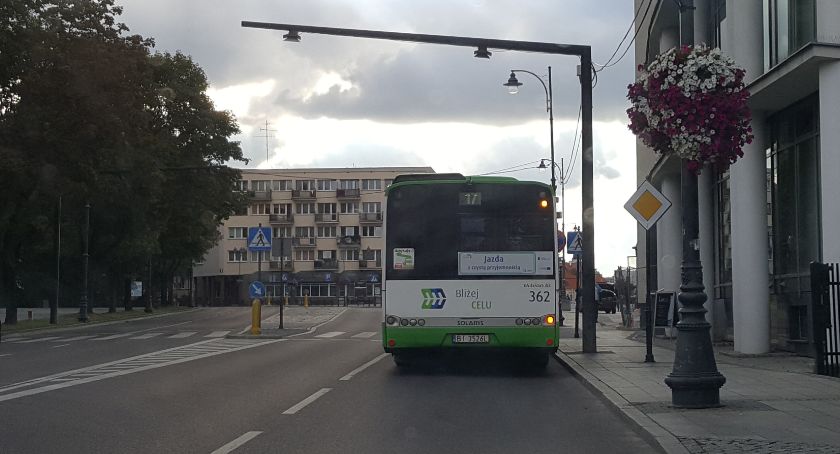 Specjalny zespół ustalił 12 lat temu, że trzy spółki komunikacyjne mają sens
