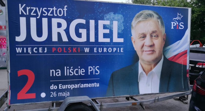 PiS umie w internety! Jest już drugi spot, który zaczął podbijać sieć