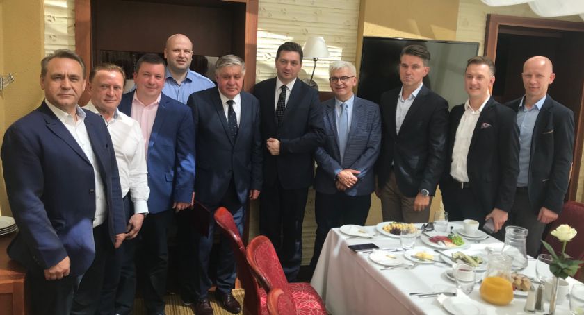 Krzysztof Jurgiel zaproszony na śniadanie do przedsiębiorców 