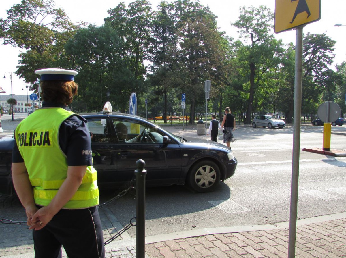 Policjanci sprawdzili drogi w okolicy szkół