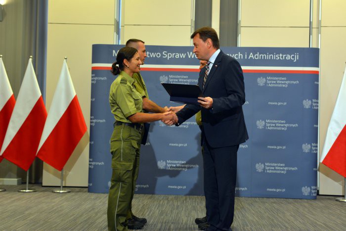 Narażali własne życie, by ratować inne. Podlascy strażnicy graniczni wyróżnieni przez ministra