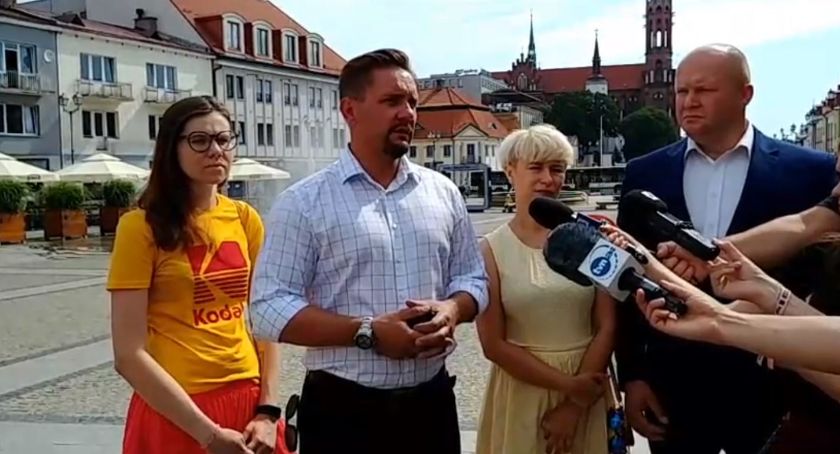 Wiosna zaczęła rozmawiać z Platformą o wspólnym starcie w wyborach parlamentarnych 