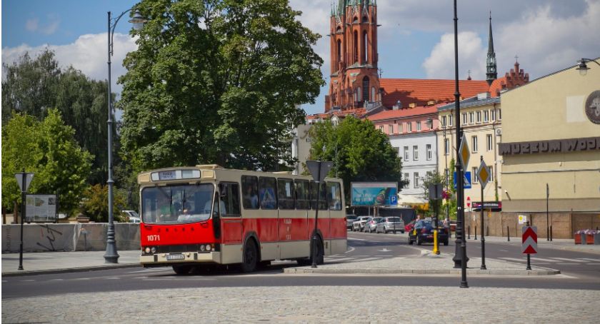 Jeśli zwiedzać Białystok to tylko zabytkowym Jelczem!