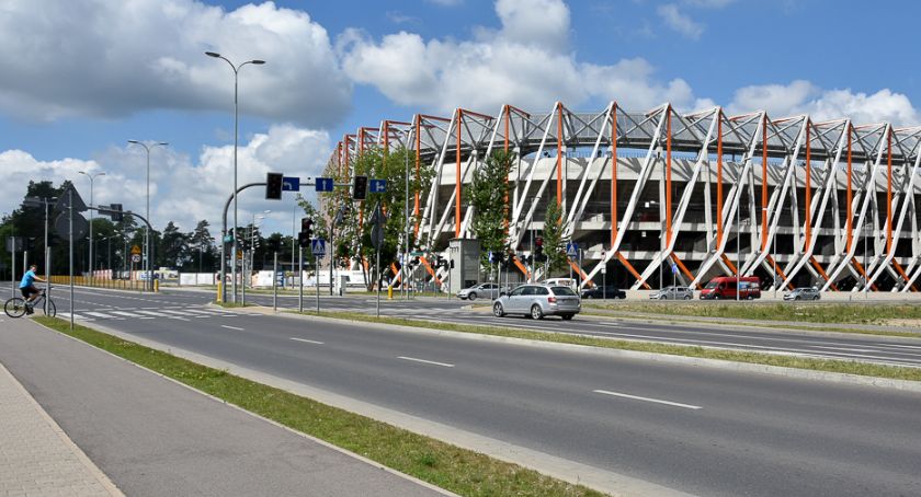 Prezydent ogłasza konkurs na patrona stadionu, który został już wskazany