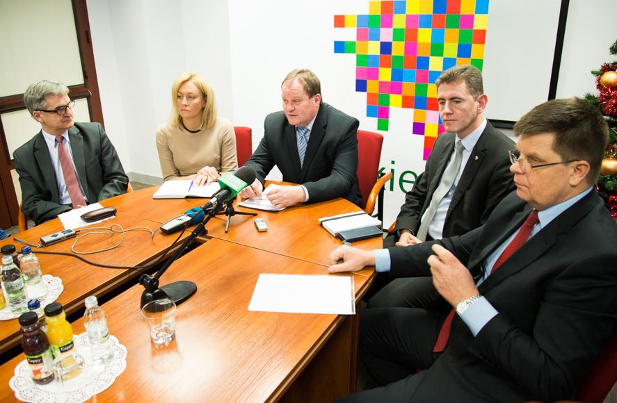 Ten tandem coś słabo ruszył z miejsca