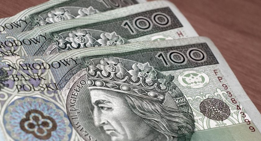 Od września zmieniają się limity. Emeryci mogą dorobić mniej