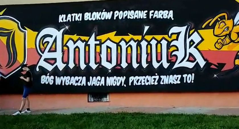 Rozmowy utknęły w miejscu. Muralu na razie nikt nie będzie ruszał
