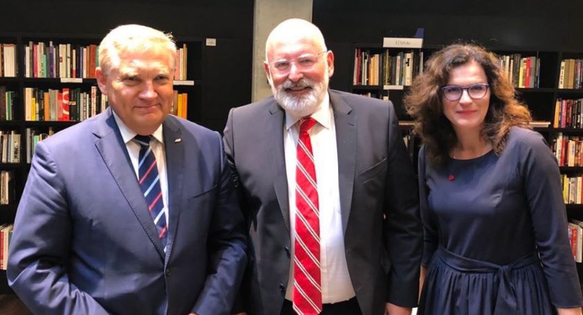 Tadeusz Truskolaski zaprosił Timmermansa do Białegostoku
