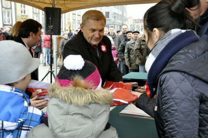 Flagi rozdane, można świętować