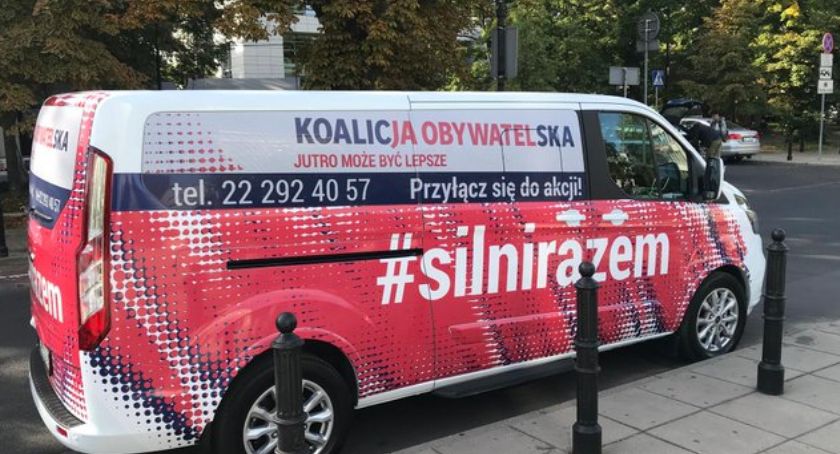 Internetowa wojna na opozycji. Poszło o hasztaga