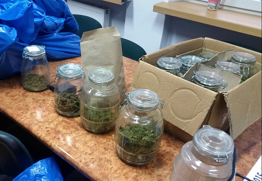 Ponad 8 kg marihuany zabezpieczone przez monieckich policjantów