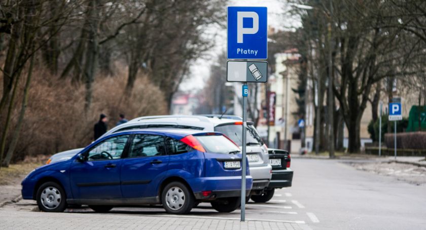 Rewolucji w strefie płatnego parkowania nie będzie