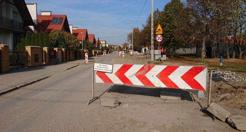 Utrudnienia na ul. Brzechwy mają potrwać tylko do końca roku