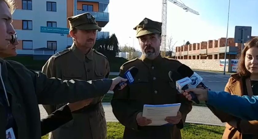 Jedyna zmiana jaka jest dopuszczalna na ulicy Łupaszki to zmiana jego stopnia wojskowego