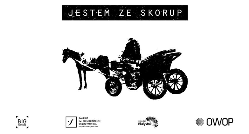 Można poznać historię Skorup podczas spaceru