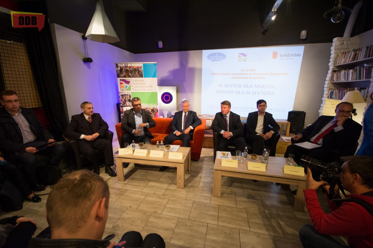 Nie chcieli rozmawiać z telewizorem