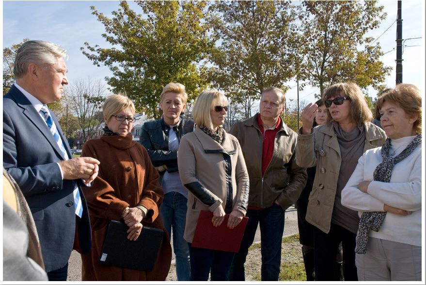 Centrum przesiadkowe będzie mniejsze, pomogę C.H. Park