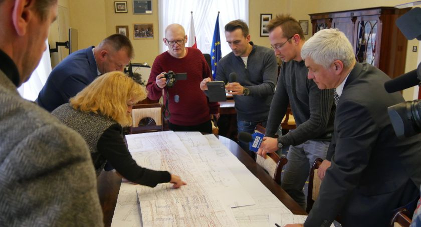 Wyczekiwana decyzja lokalizacyjna już jest. Ogromna inwestycja kolejowa coraz bliżej