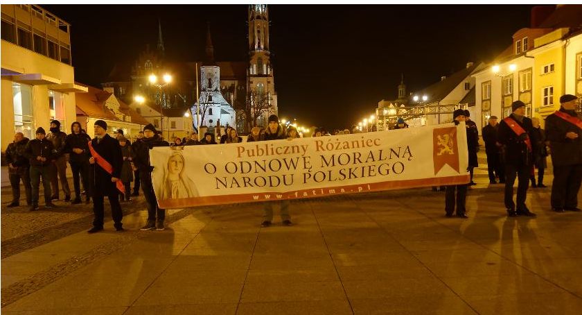 Krucjata Młodych protestuje przeciwko bluźnierstwu
