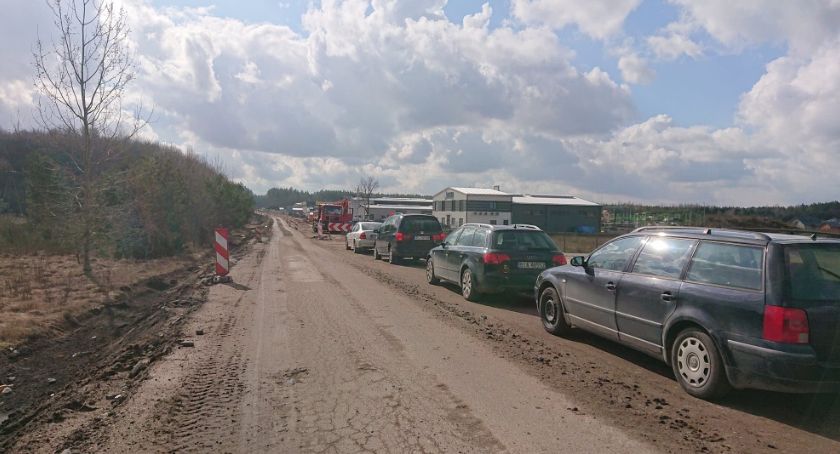 Jeszcze chwila i będzie można komfortowo jechać drogą do Sowlan
