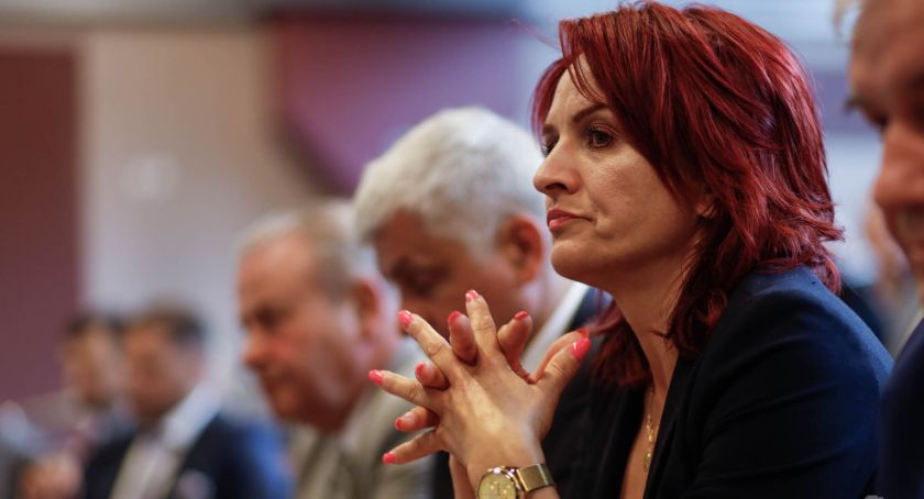 Była posłanka PiS-u zawieszona w prawach członka tej partii