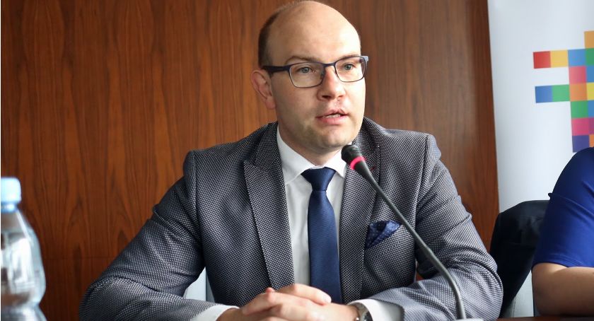 Marszałek Województwa: Nie wykorzystujmy koronawirusa do walki politycznej