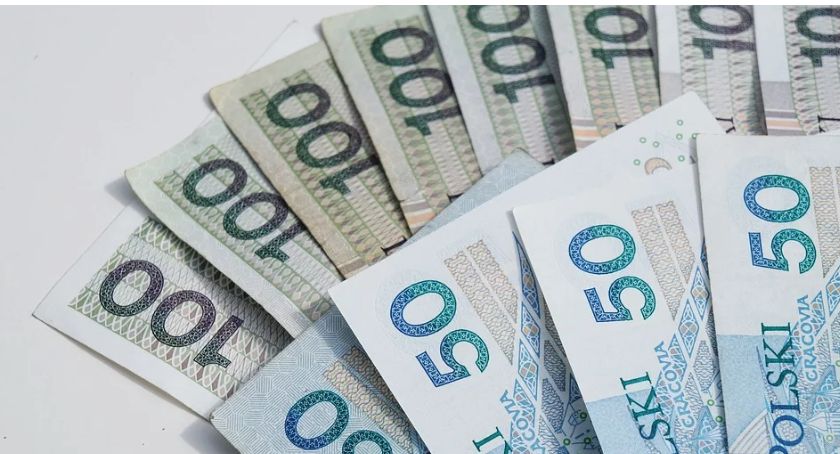 Trzynastka dla emerytów. 981 zł na rękę przyjdzie w kwietniu