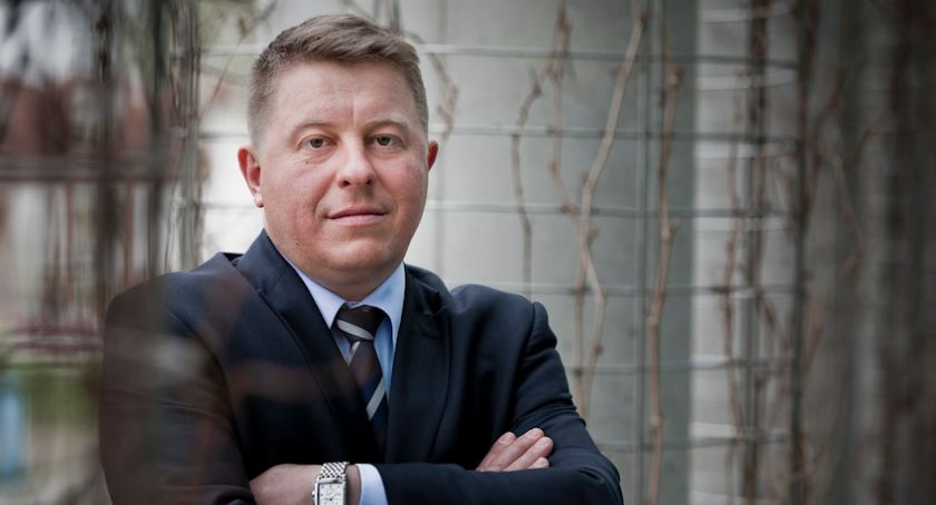Tarcza antykryzysowa: pomocna dłoń, która nie utrzyma wszystkich