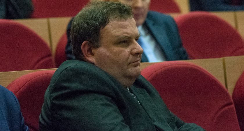 Radny Karol Masztalerz pomówił europosła i musiał przeprosić