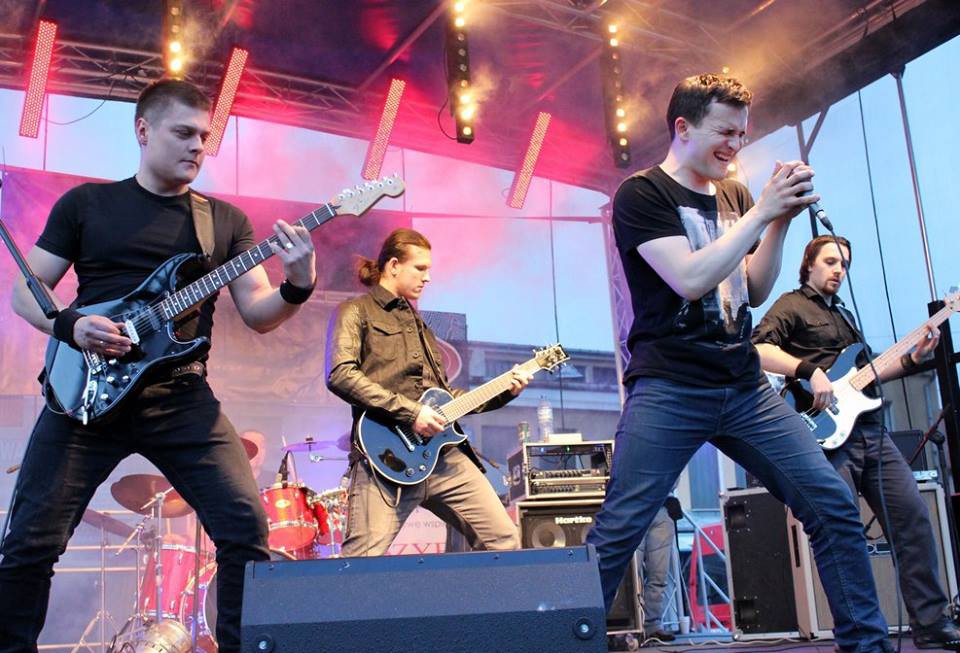 Muzyczna strona miasta: Koncert na XX-lecie DIVINE WEEP już jutro