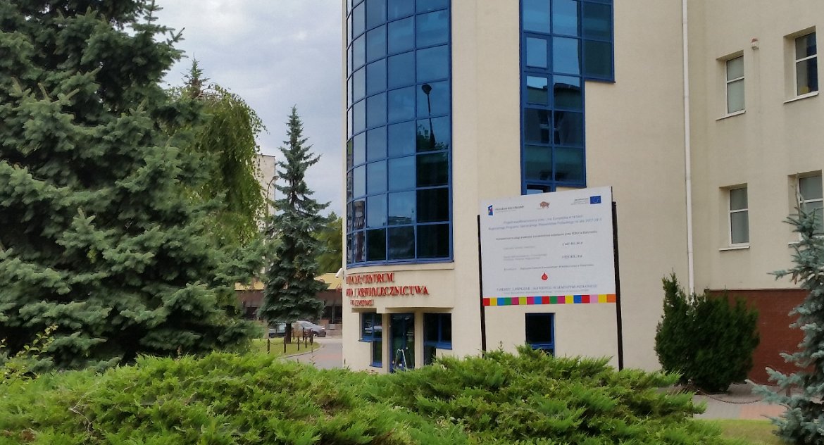 Podlascy medycy spróbują powalczyć z koronawirusem osoczem krwi ozdrowieńców