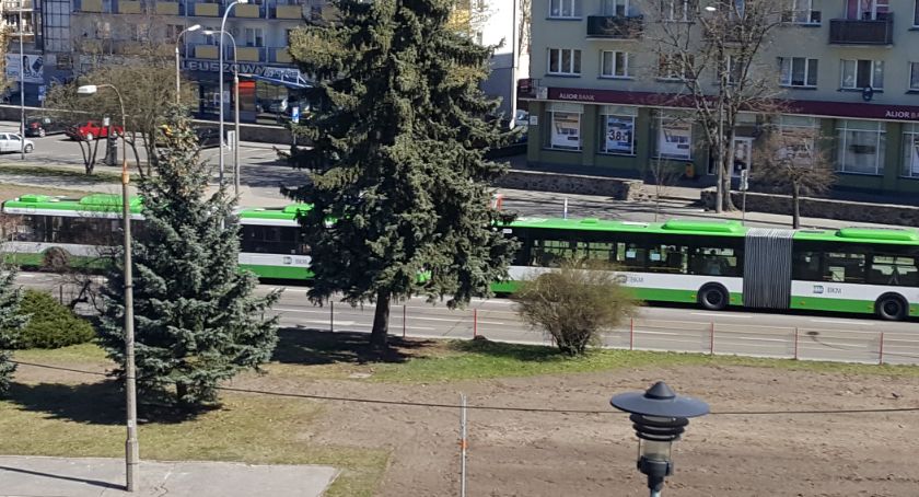 Autobusy BKM kursują, więc zwrotów za bilety nie będzie