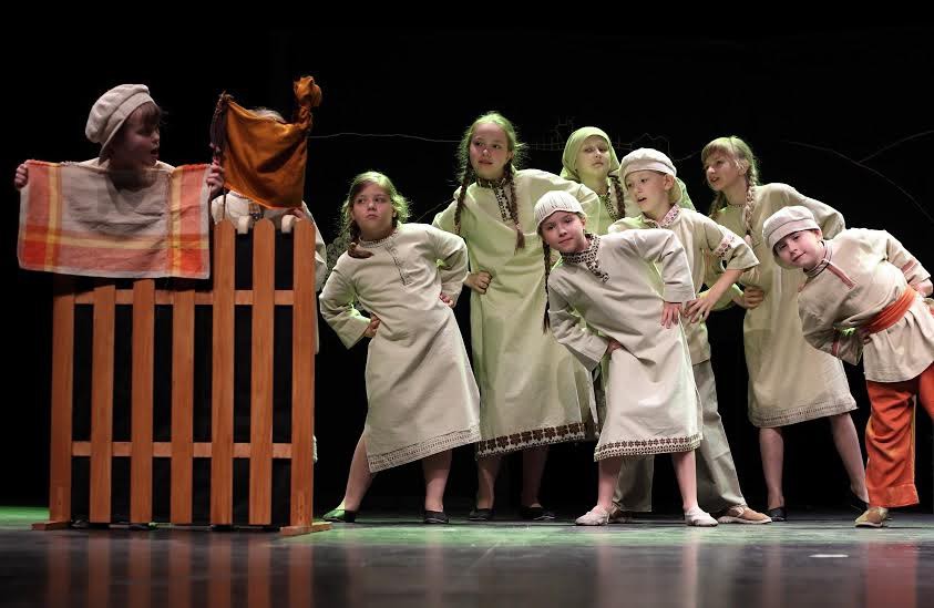 Bojarski Dom Kultury – spektakl Teatru Gagatek pt. „Co widziało słonko”