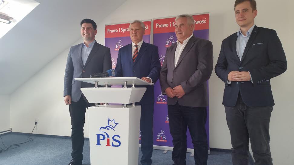 Nie ma komu udzielić informacji w sprawie PKS Białystok