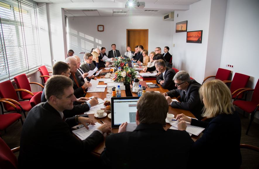 Pierwsze posiedzenie i dyrektor odwołany