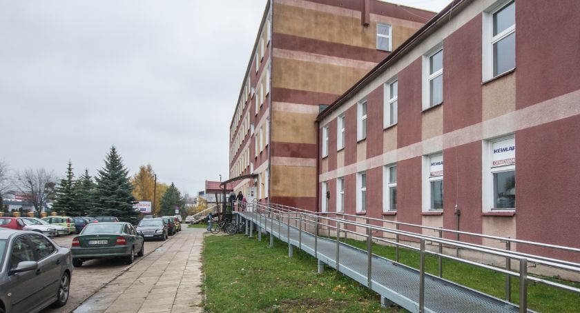 Do PUP wpłynęło ponad 12 tys. wniosków o mikropożyczki. Urząd wstrzymuje przyjmowanie nowych wniosków