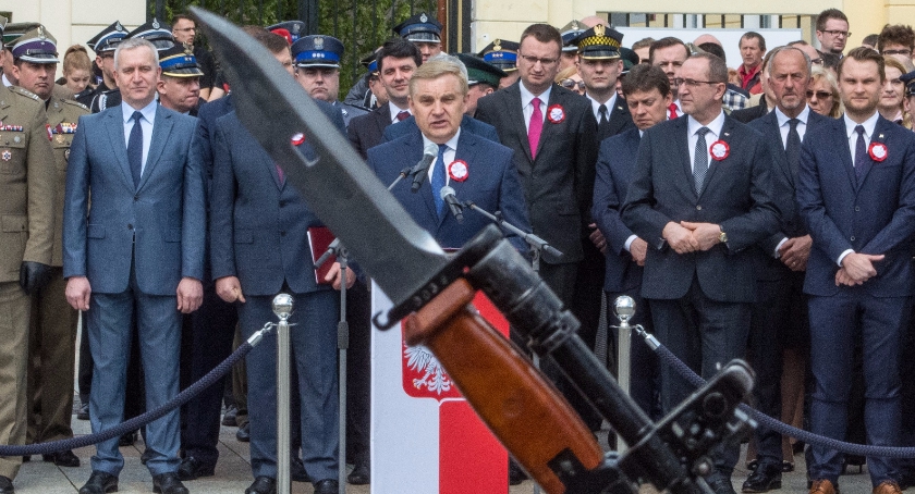 Taka gmina: Wybrany prezydentem, ubóstwiony za życia, czyli Hermes Białegostoku