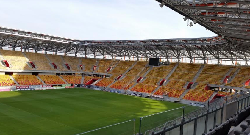 Kolejna awantura o Stadion Miejski. Spółka chce milionów, radni chcą lepszego nadzoru