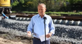 Donald Tusk w Łomży. Co powiedział premier o kolei i…