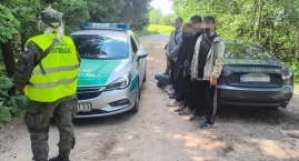 Granica polsko-litewska: zatrzymany kurier i 16 migrantów